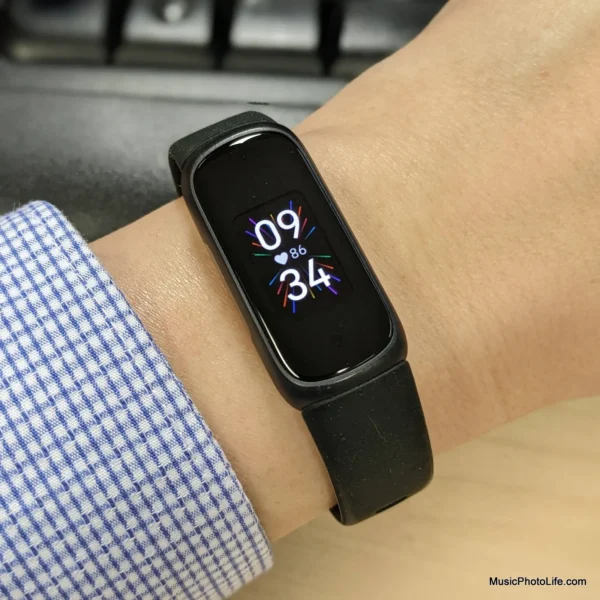 Fitbit Inspire 3 Review: So Comfortable, I Forget I'm Wearing It