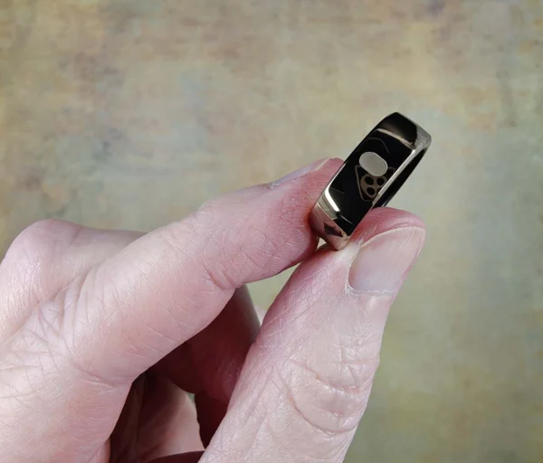 The RingConn Gen 2 Air is a budget friendlier version of my all time favorite smart ring - The Gadgeteer