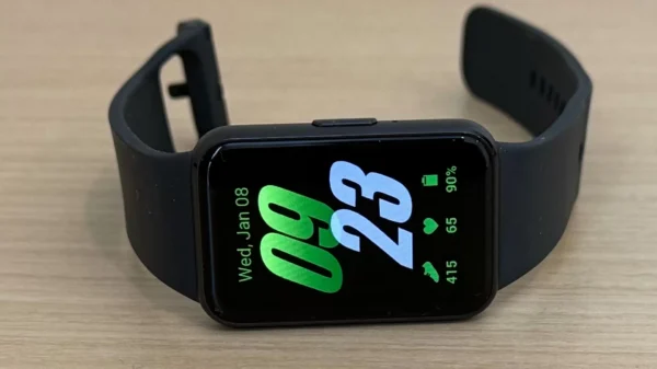 Samsung Galaxy Fit3 Review: Affordable, but lacking in GPS precision - Alex Reviews Tech
