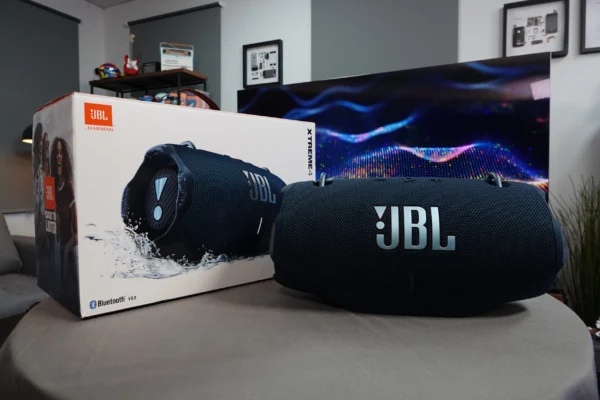 JBL Xtreme 4 Speaker review - big booming sound an a day-long battery