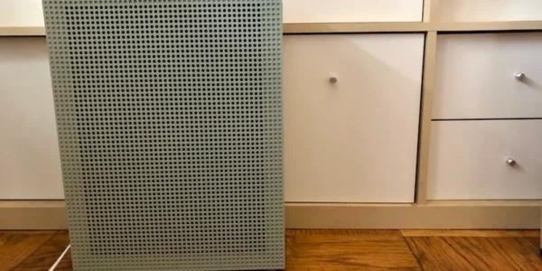 Coway Airmega 150 Review: A $190 quiet air purifier and monitor