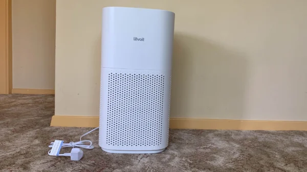 Levoit 600S air purifier review: floor-standing air purifier that efficiently extracts whiffs