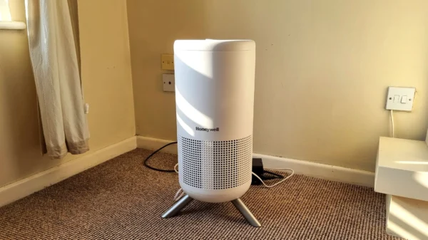 Do not judge a book by its cover — this budget air purifier is a great buy
