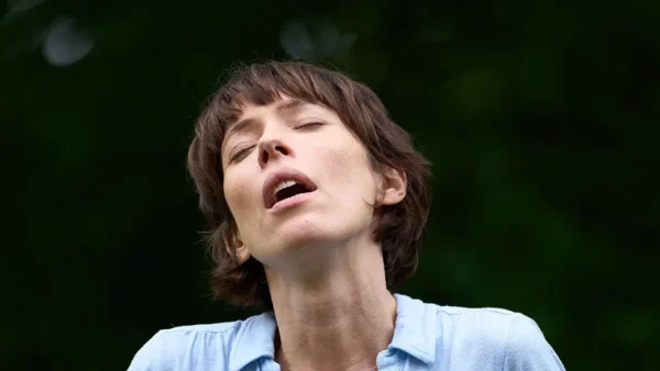 ‘The Listeners’ Review: Rebecca Hall’s Tour de Force Performance Carries Starz’s Eerie and Elusive Semi-Thriller