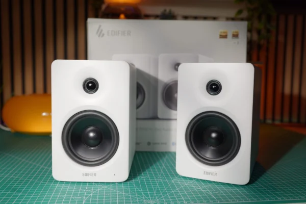 Edifier M90 Review: Compact desktop speakers with HDMI eARC and impressive sound