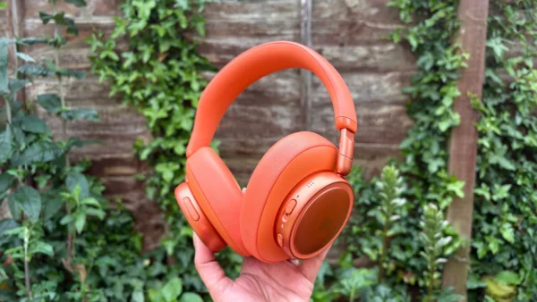 Great design, rich sound, and a good price – have these JBL wireless headphones hit upon a winning formula?