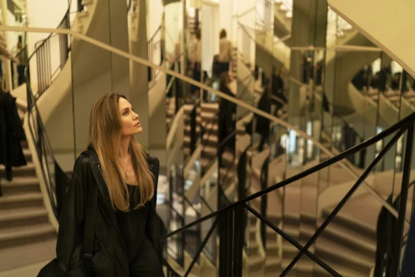 REVIEW: Couture (2025) dir. Alice Winocour // BOSTON HASSLE
