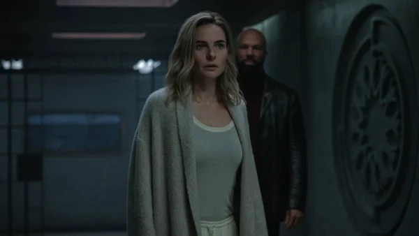 'Silo' Season 3 Premiere Ending Explained: Who Is the Algorithm — and Why Is It Erasing Juliette's Memory?