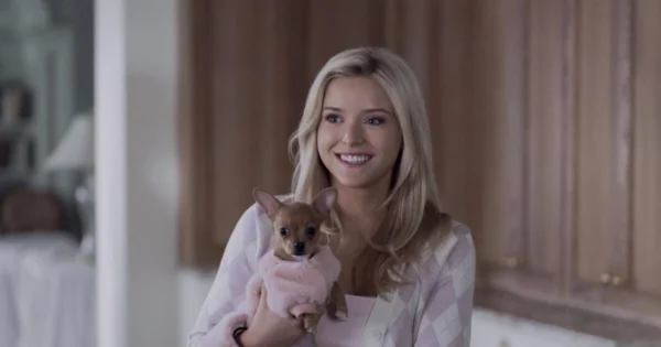 Review: With 'Elle,' don't think twice about 'Legally Blonde.' You'll still have a good time