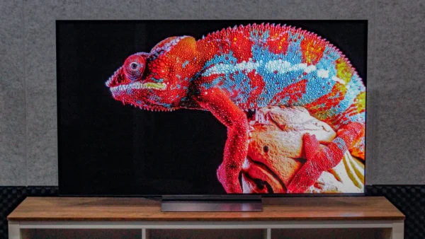 I tested the LG C6 OLED for a week, and the colors made me question my Mini LED loyalty